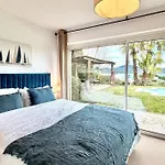 4 Bedroom Panoramic Sea Views Tropez *