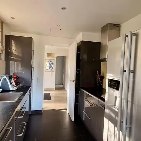 4 Bedroom Panoramic Sea Views Tropez Ferienhaus *