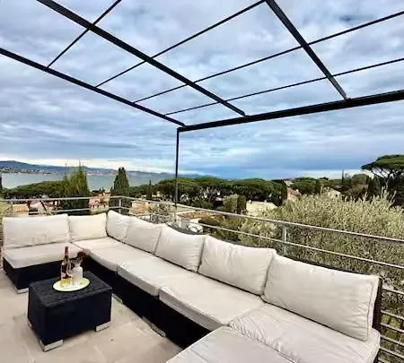 4 Bedroom Panoramic Sea Views Tropez Дом отдыха *