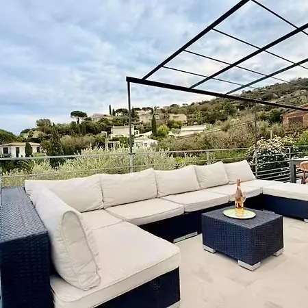 4 Bedroom Panoramic Sea Views Tropez * Сен-Тропе