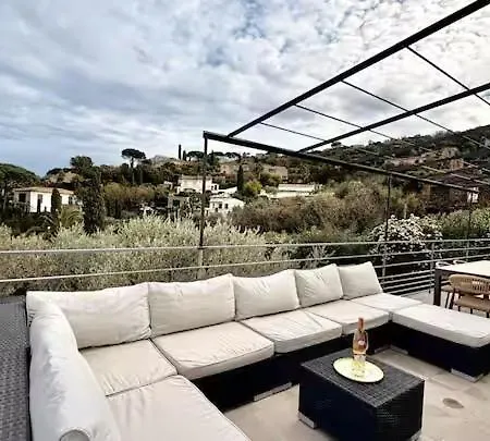 4 Bedroom Panoramic Sea Views Tropez 圣特罗佩