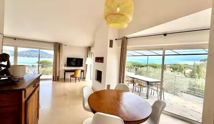 4 Bedroom Panoramic Sea Views Tropez