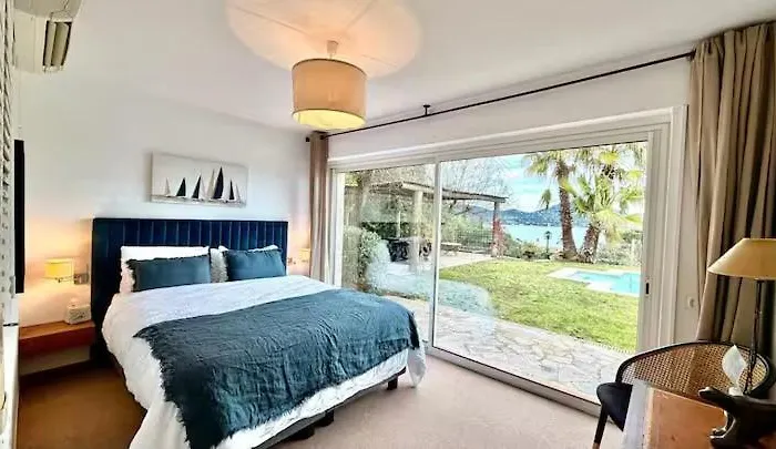 4 Bedroom Panoramic Sea Views Tropez Holiday home