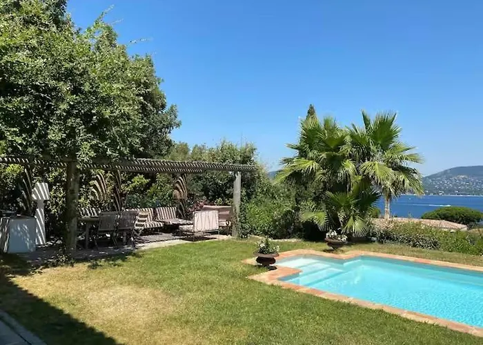 4 Bedroom Panoramic Sea Views Tropez Holiday home *